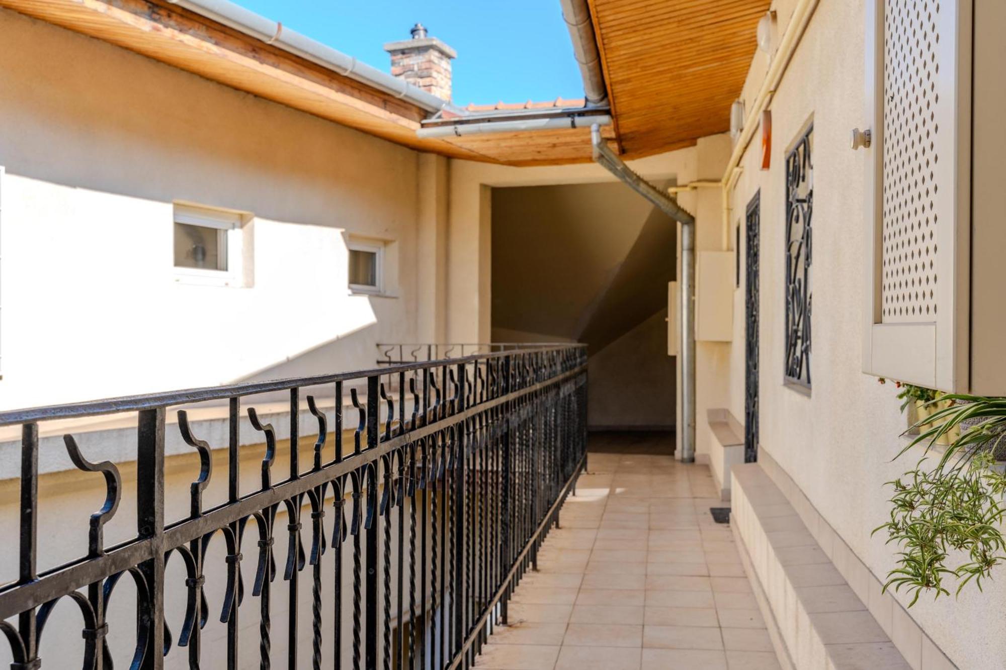 Cozy Flat In The Heart Of Buda — Photos 1
